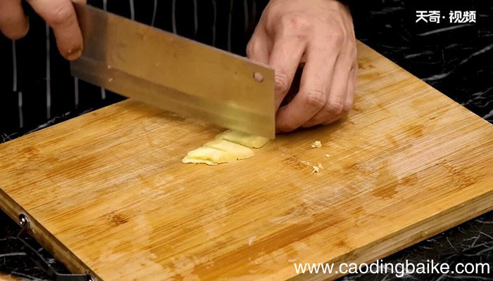 口蘑炖鸡的做法 如何做口蘑炖鸡