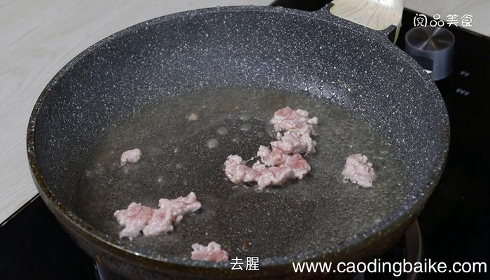 肉末榨菜炒藕丁做法 肉末榨菜炒藕丁怎么做