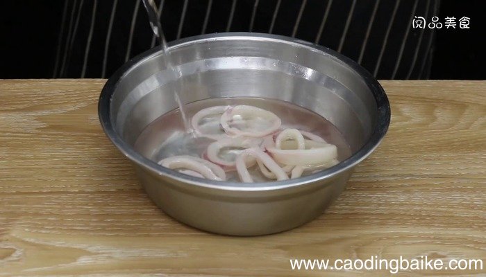 炸鱿鱼圈的做法 炸鱿鱼圈怎么做好吃