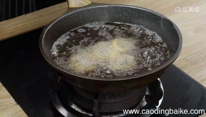 炸鱿鱼圈的做法 炸鱿鱼圈怎么做好吃
