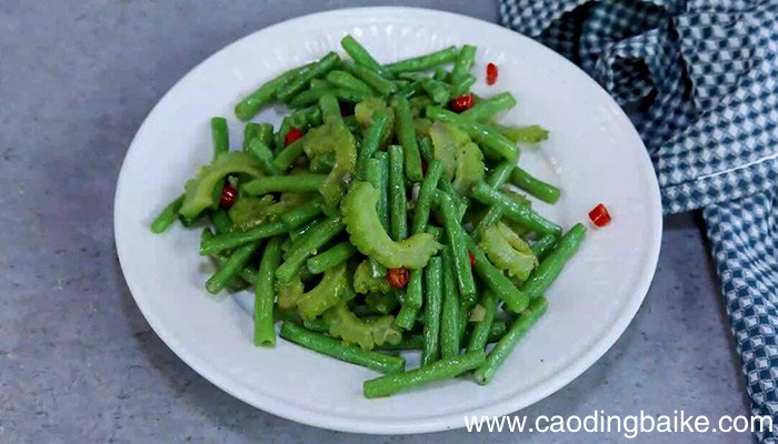 豆角苦瓜怎么炒 豆角苦瓜的做法