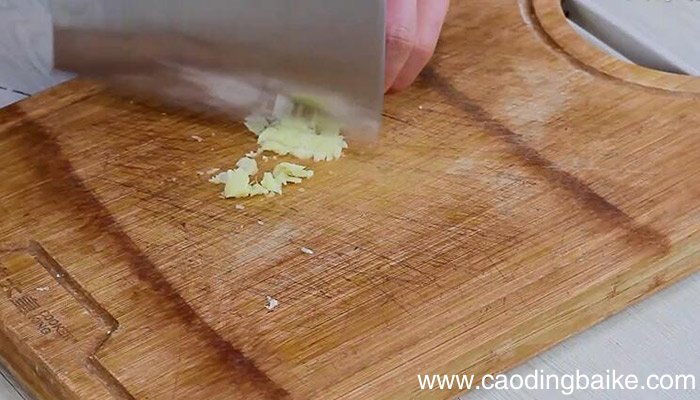 豆角苦瓜怎么炒 豆角苦瓜的做法