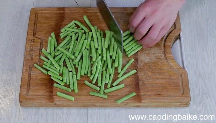 豆角苦瓜怎么炒 豆角苦瓜的做法