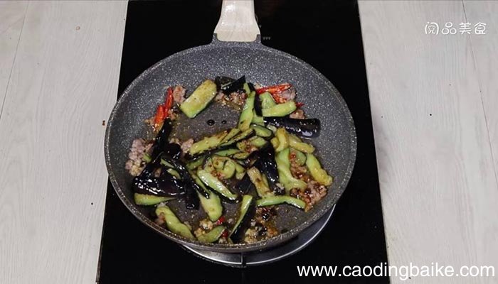 湘菜红烧茄子 湘菜红烧茄子做法