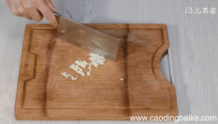 青椒油豆腐的做法，青椒油豆腐怎么做