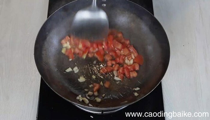 番茄焖青豆正宗做法 番茄焖青豆怎么做
