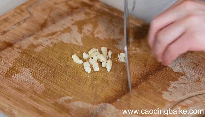 番茄焖青豆正宗做法 番茄焖青豆怎么做