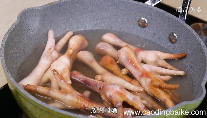 香辣虎皮鸡爪的做法 香辣虎皮鸡爪怎么做