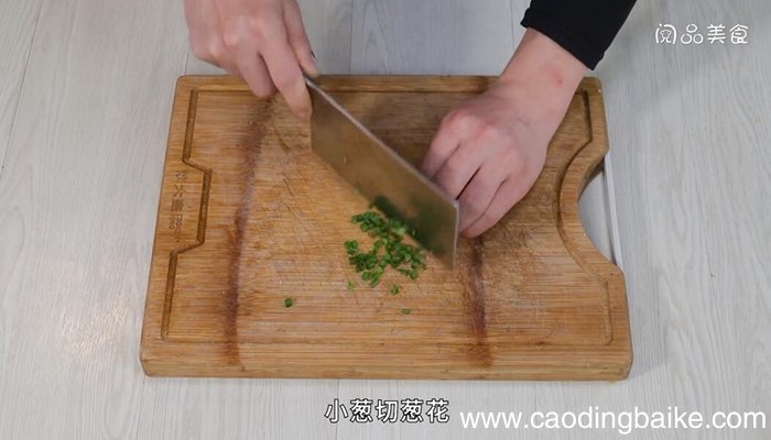 香辣虎皮鸡爪的做法 香辣虎皮鸡爪怎么做