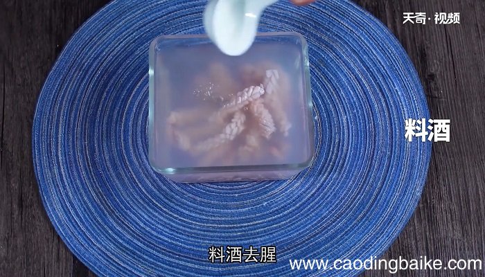 鲜鱿豆腐怎么做 鲜鱿豆腐的做法