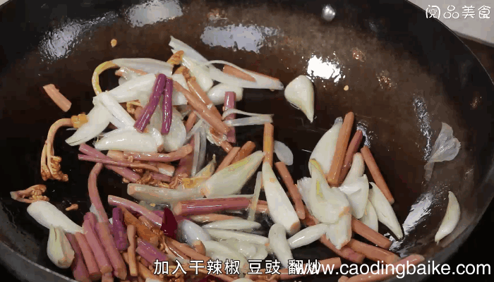 蕨菜炒茭子的做法，蕨菜炒茭子怎么做