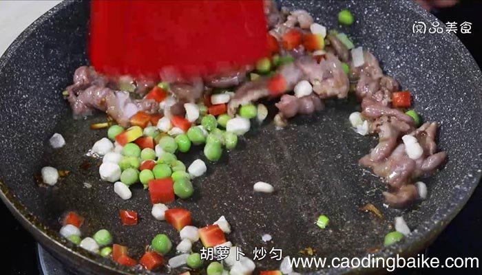 羊肉什锦炒饭 羊肉什锦炒饭如何做