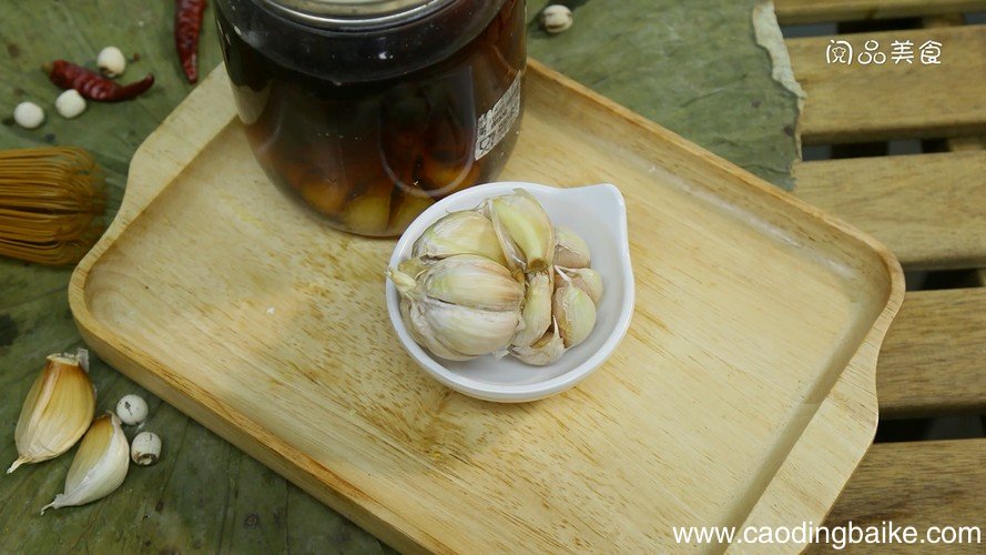 米醋泡蒜头的正确做法 米醋泡蒜头怎么做