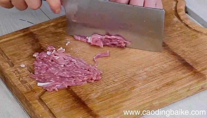 尖椒毛豆炒肉丝的做法 尖椒毛豆炒肉丝怎么做