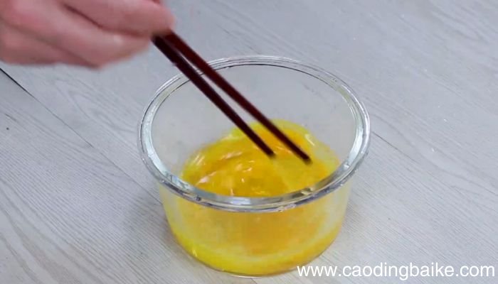 黄瓜煎鸡蛋怎么做黄瓜煎鸡蛋的做法