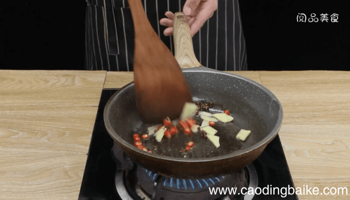 土豆烧肉的做法 土豆烧肉怎么做好吃
