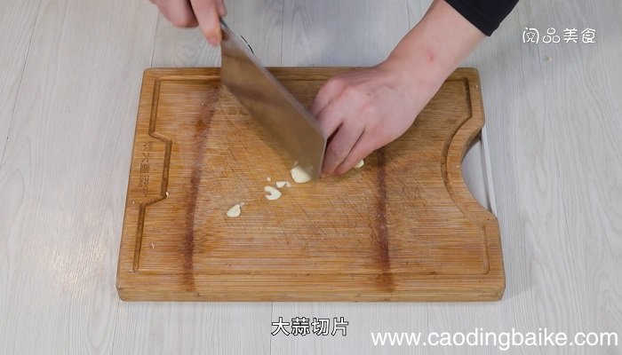 子五花肉胡萝卜怎么做干子五花肉胡萝卜的做法