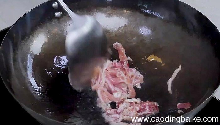 尖椒炒毛豆的做法 尖椒炒毛豆怎么做