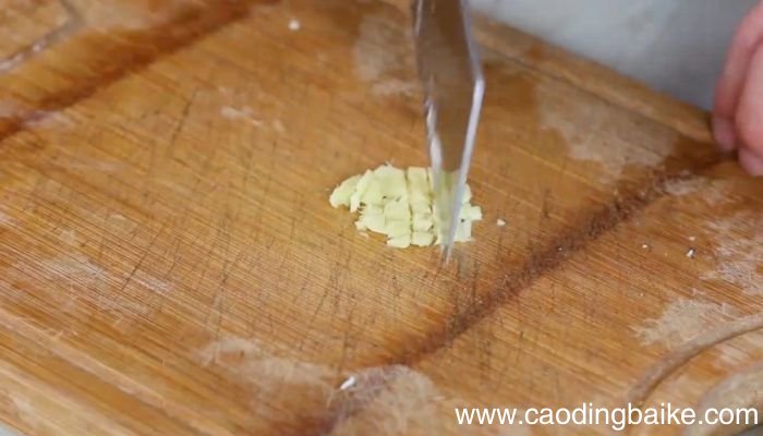 茭白炒毛豆做法茭白炒毛豆怎么做