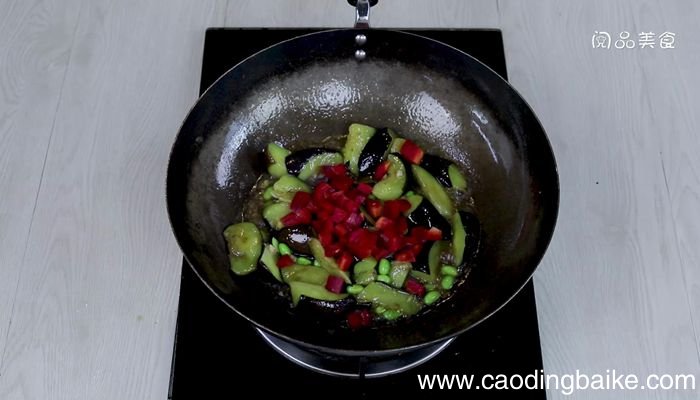 茄子炒毛豆的做法茄子炒毛豆怎么做