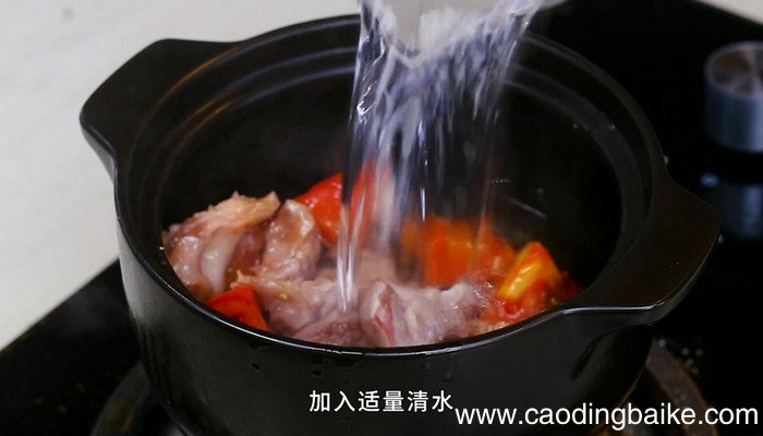 萝卜西红柿炖牛腩的做法 萝卜西红柿炖牛腩怎么做