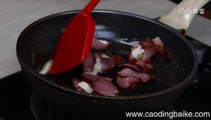 泡椒腊肉炒笋 泡椒腊肉炒笋的做法