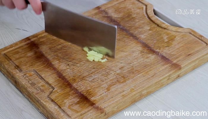 毛豆炒豆腐丁的做法毛豆炒豆腐丁怎么做