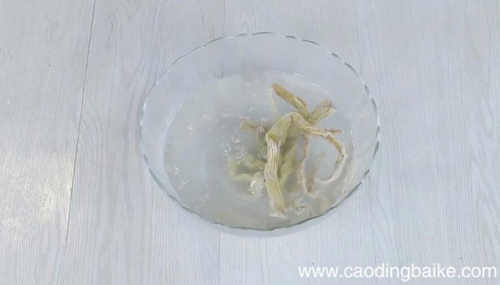 红烧肉炖笋干的做法 红烧肉炖笋干怎么做