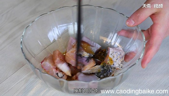青椒炒鱼块的做法 青椒炒鱼块怎么做