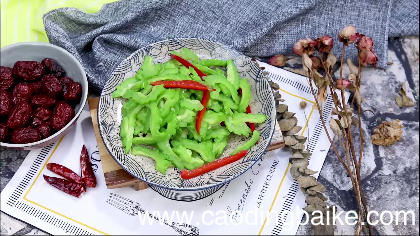 凉拌苦瓜怎么做才好吃 凉拌苦瓜怎么做才好吃的做法
