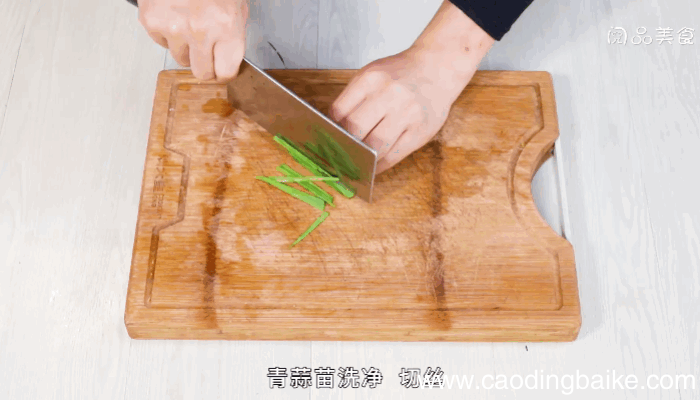 洋葱丝拌黄瓜的做法，洋葱丝拌黄瓜怎么做