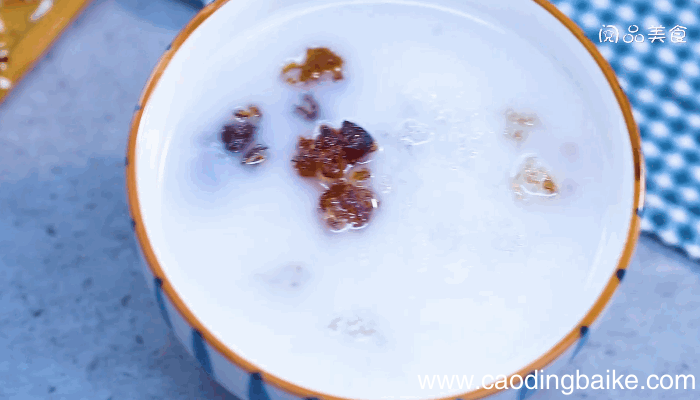 冰糖炖桃胶雪燕做法冰糖炖桃胶雪燕怎么做