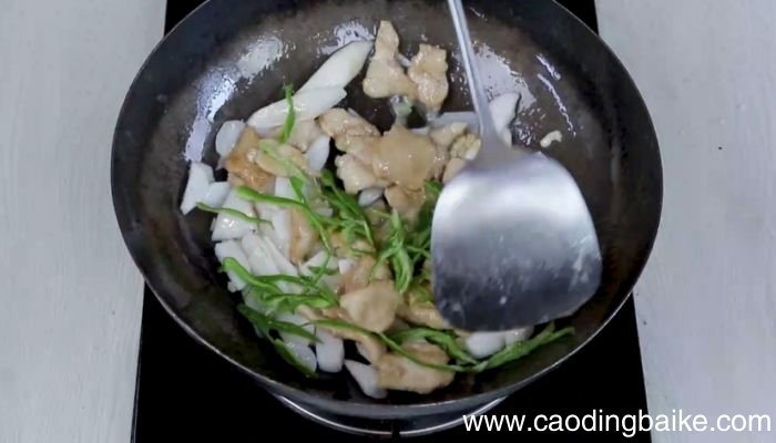 鸡胸肉炒山药做法鸡胸肉炒山药怎么做