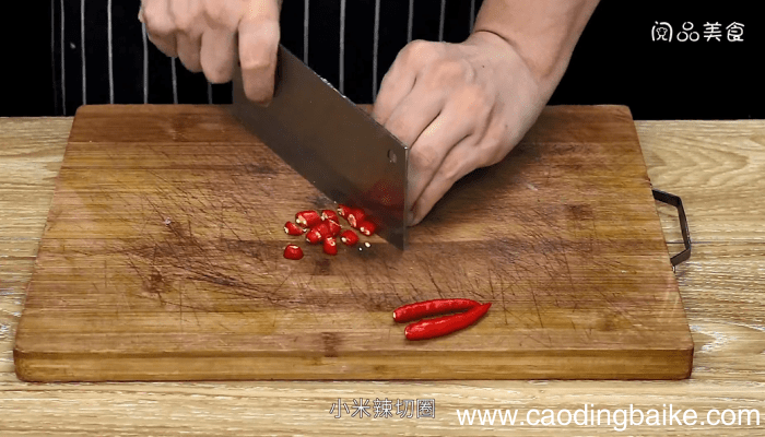 鲍鱼鸡翅煲 鲍鱼鸡翅煲怎么做好吃