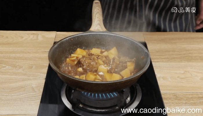 土豆烧排骨的做法 土豆烧排骨怎么做好吃