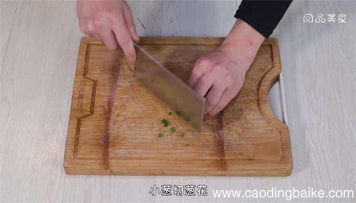 蘑菇烧鸡蛋怎么做 蘑菇烧鸡蛋的做法