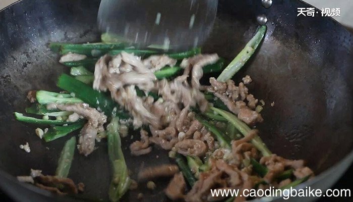 秋葵炒肉丝的做法 秋葵炒肉丝怎么做