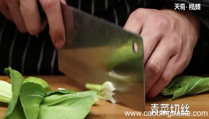 汆乌鱼丸子的做法 汆乌鱼丸子怎么做