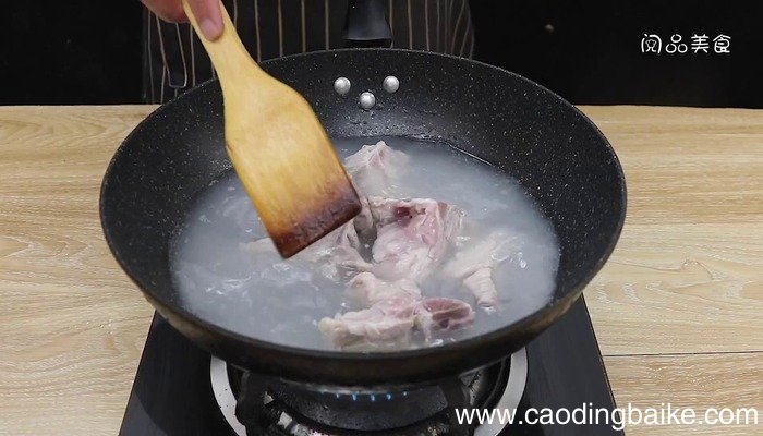 胡萝卜牛骨汤怎么做好吃 牛骨汤的做法