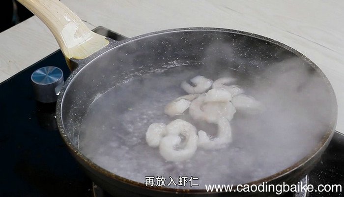 肥牛虾仁炒饭怎么做 肥牛虾仁炒饭的做法