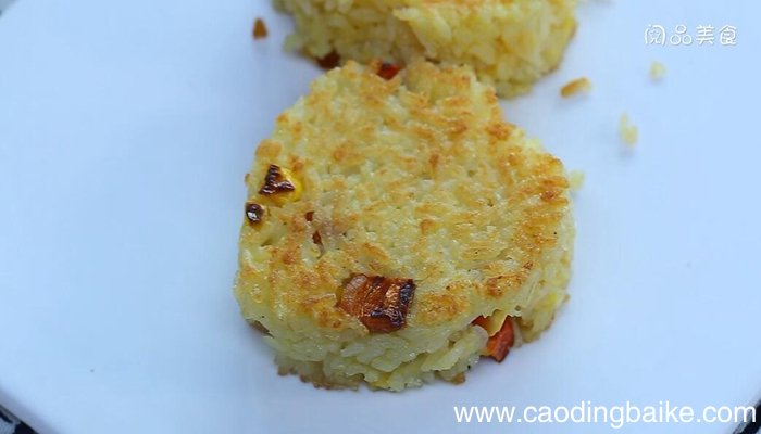 香煎米饭饼的做法 香煎米饭饼怎么做