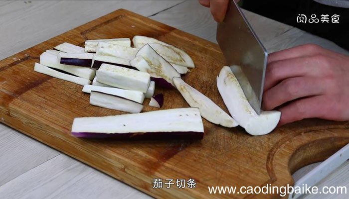 五花肉炖茄子土豆 五花肉炖茄子土豆的做法