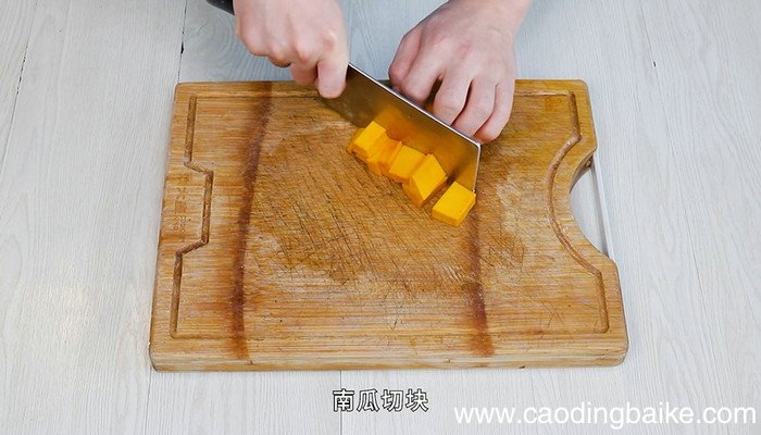 枣香南瓜糊简单做法 枣香南瓜糊怎么做