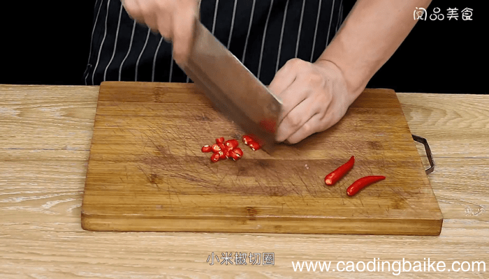 鸡翅鲍鱼虾煲 鸡翅鲍鱼虾煲的做法