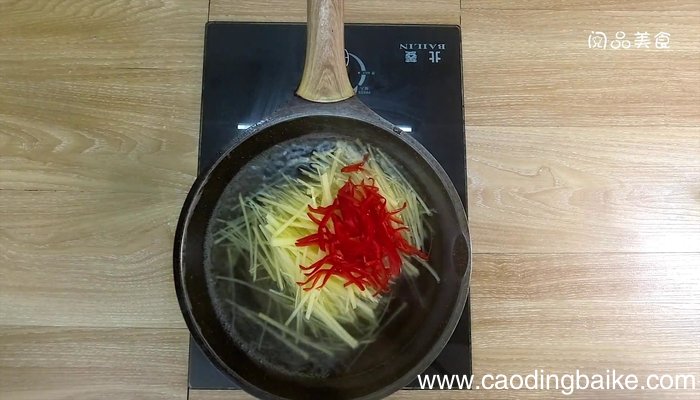 红椒拌土豆丝的做法 红椒拌土豆丝怎么做好吃