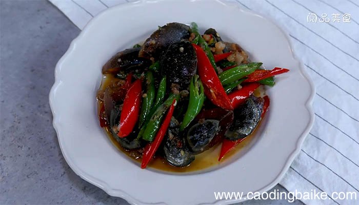 尖椒肉末炒皮蛋的做法 尖椒肉末炒皮蛋怎么做