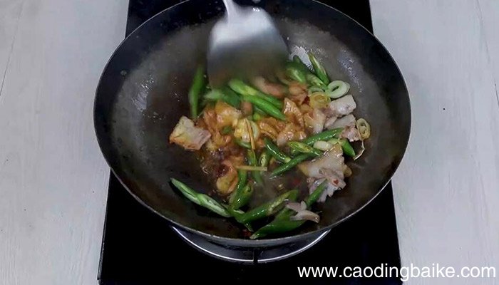 尖椒炒肉的做法 尖椒炒肉怎么做