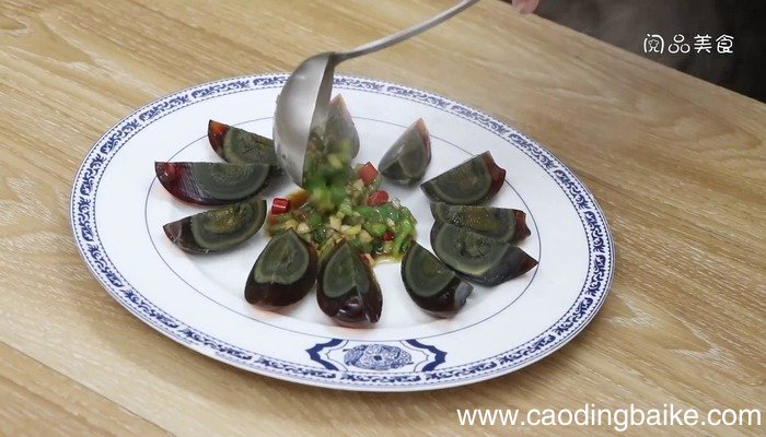 青椒皮蛋的做法 青椒皮蛋怎么做好吃
