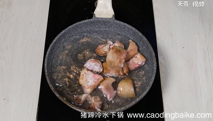 怎样做红烧冰糖猪蹄 红烧冰糖猪蹄的做法