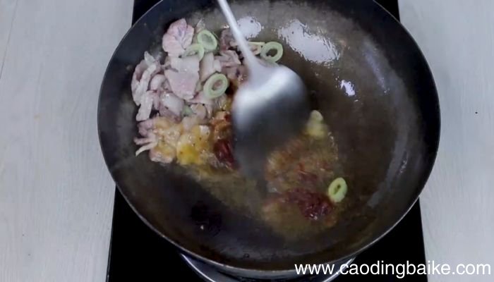 尖椒五花肉的做法 尖椒五花肉怎么做